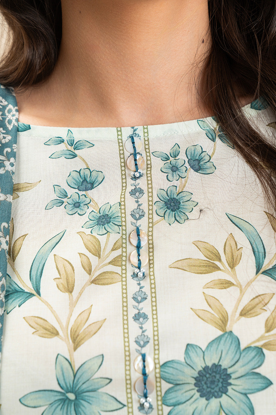 3 PIECE PRINTED LAWN SUIT-IVORY MEADOW (UNSTITCHED)