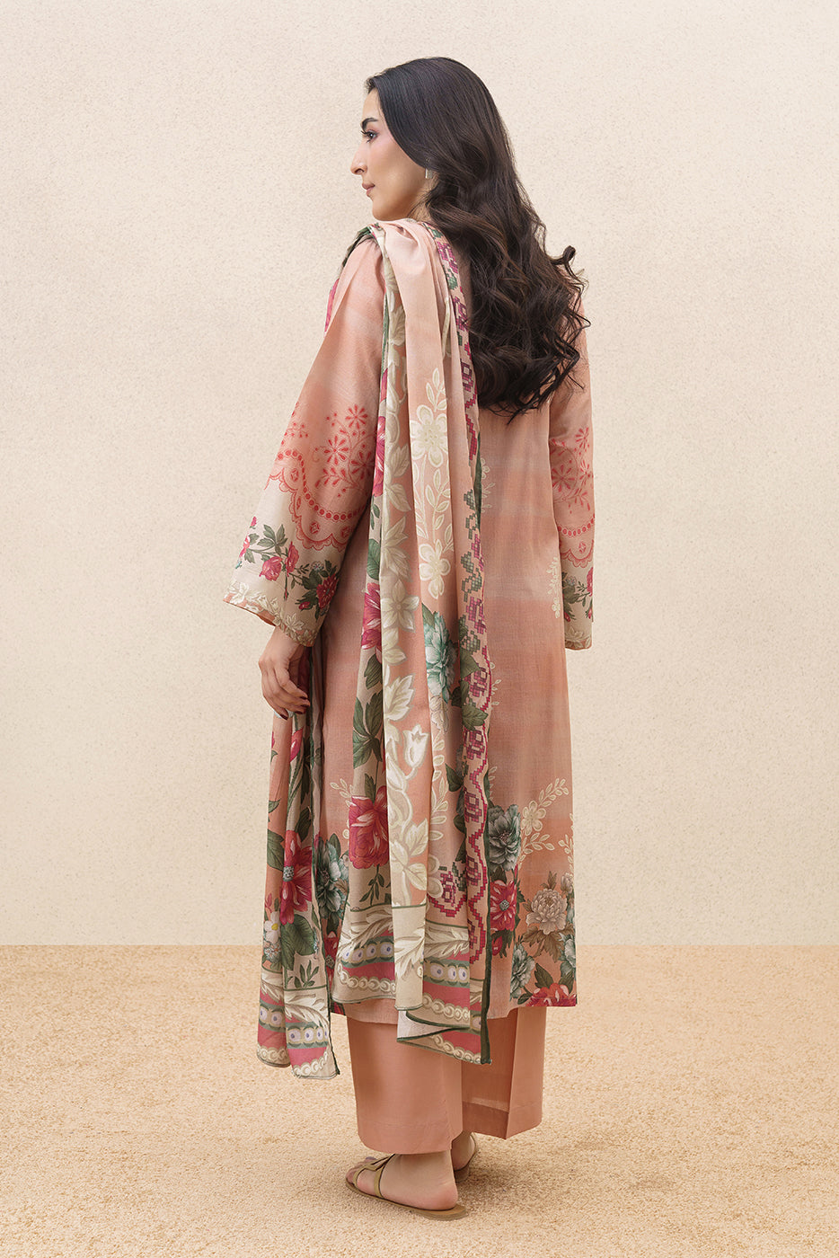 3 PIECE PRINTED LAWN SUIT (PRET)