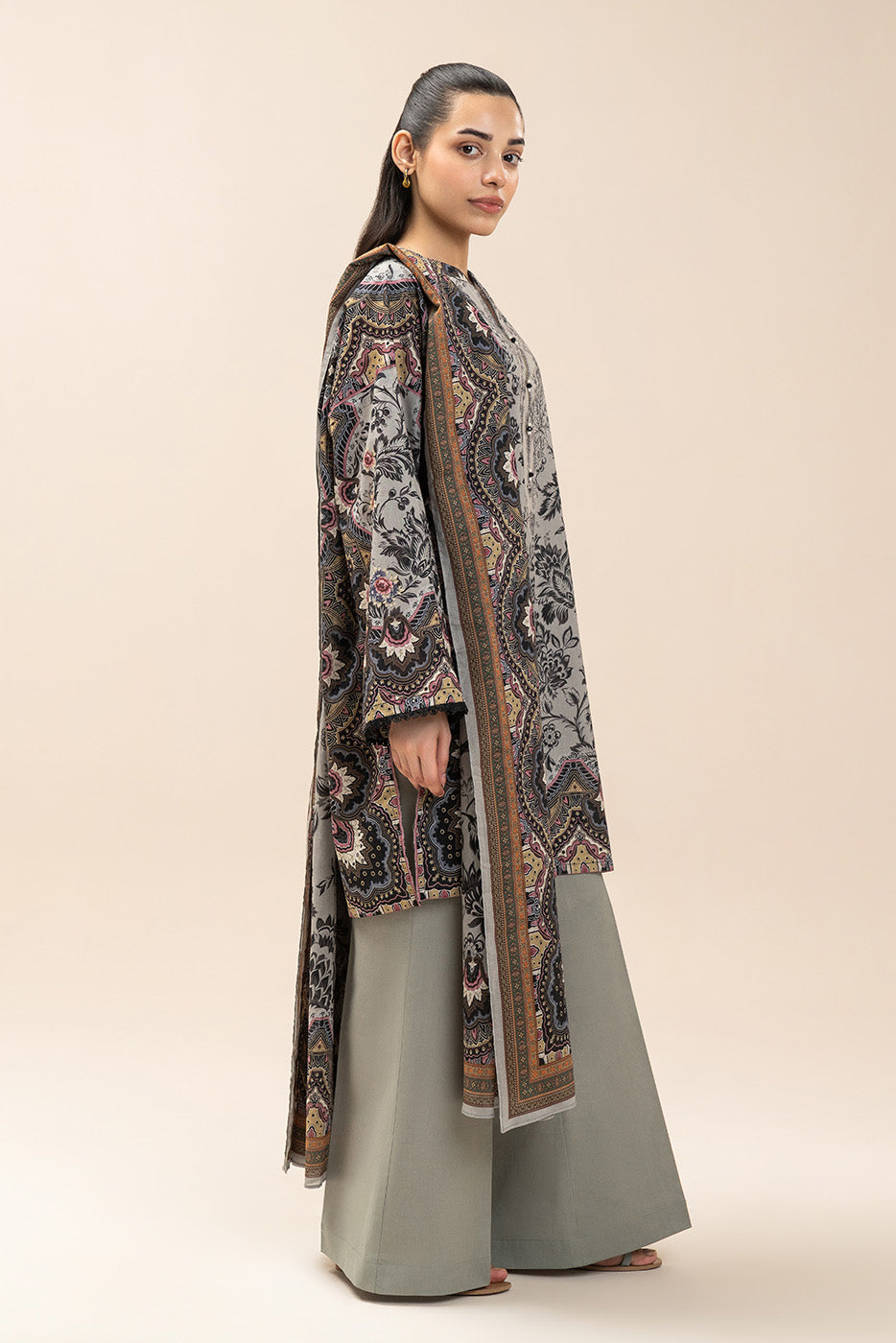 3 PIECE PRINTED LAWN SUIT-WHIMSICAL SAGE (UNSTITCHED)