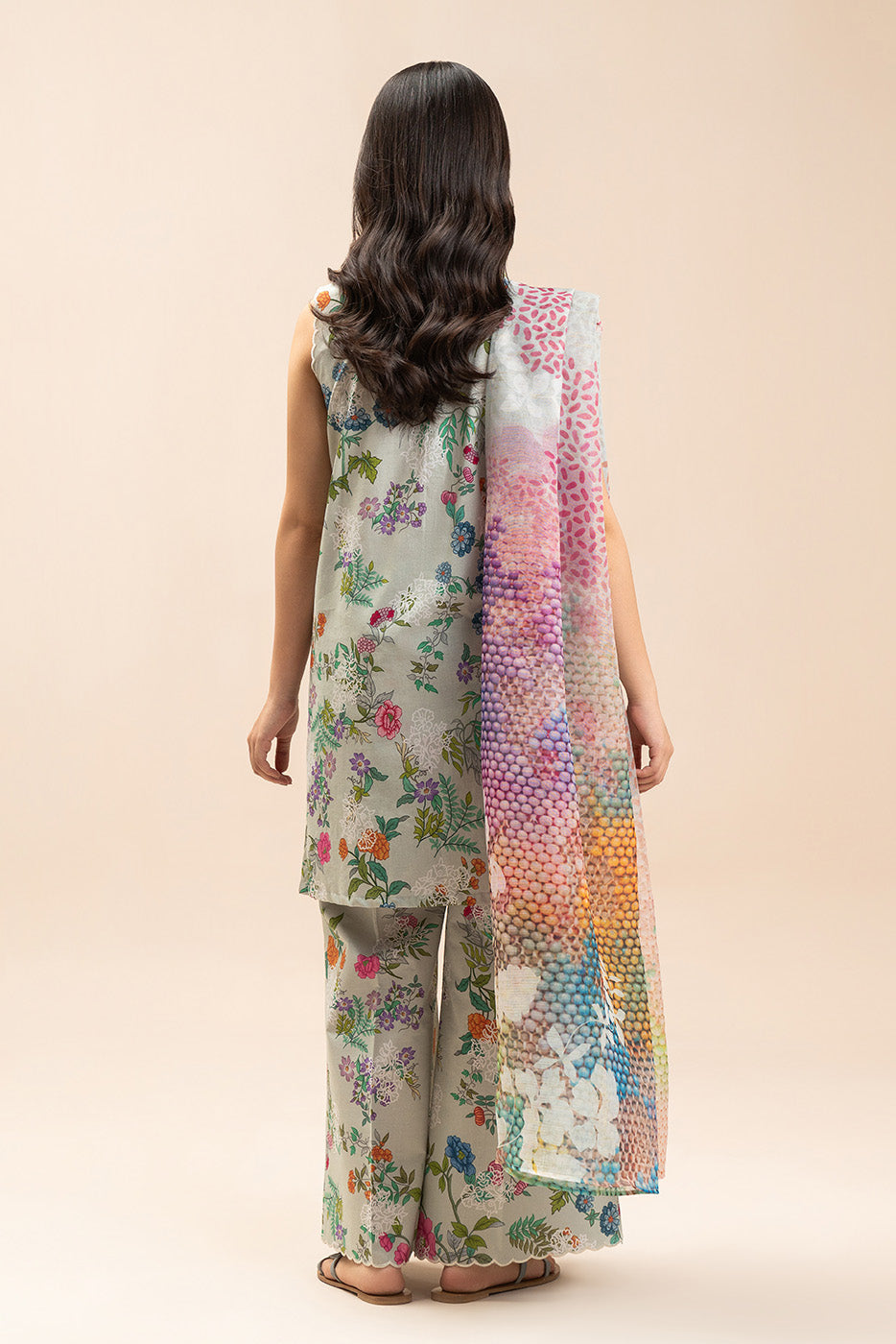 3 PIECE EMBROIDERED LAWN SUIT-FLORAL MEDLEY (UNSTITCHED)