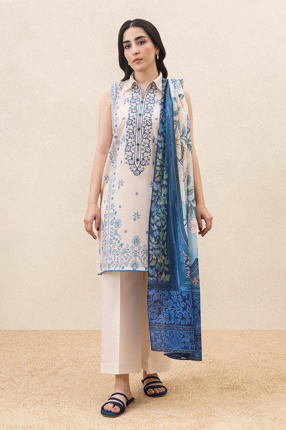 3 PIECE EMBROIDERED LAWN SUIT-PEARLY SERENE (UNSTITCHED)
