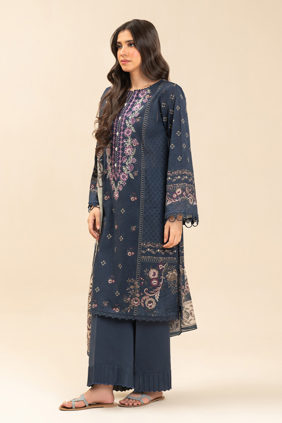3 PIECE EMBROIDERED LAWN SUIT-BOTANIC AZURE (UNSTITCHED)