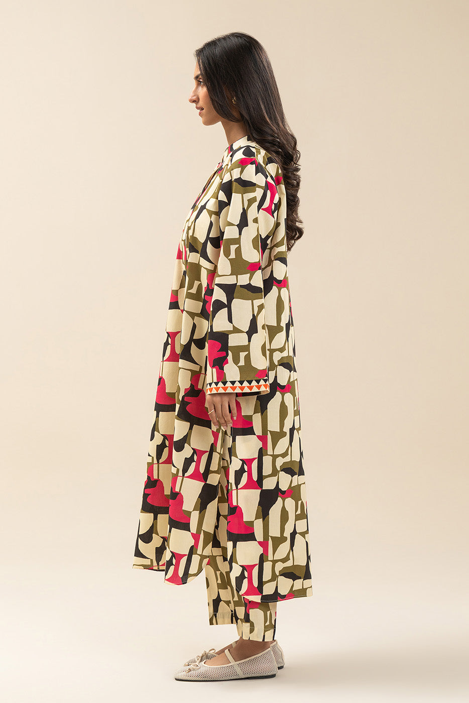 2 PIECE PRINTED CAMBRIC SUIT (PRET)