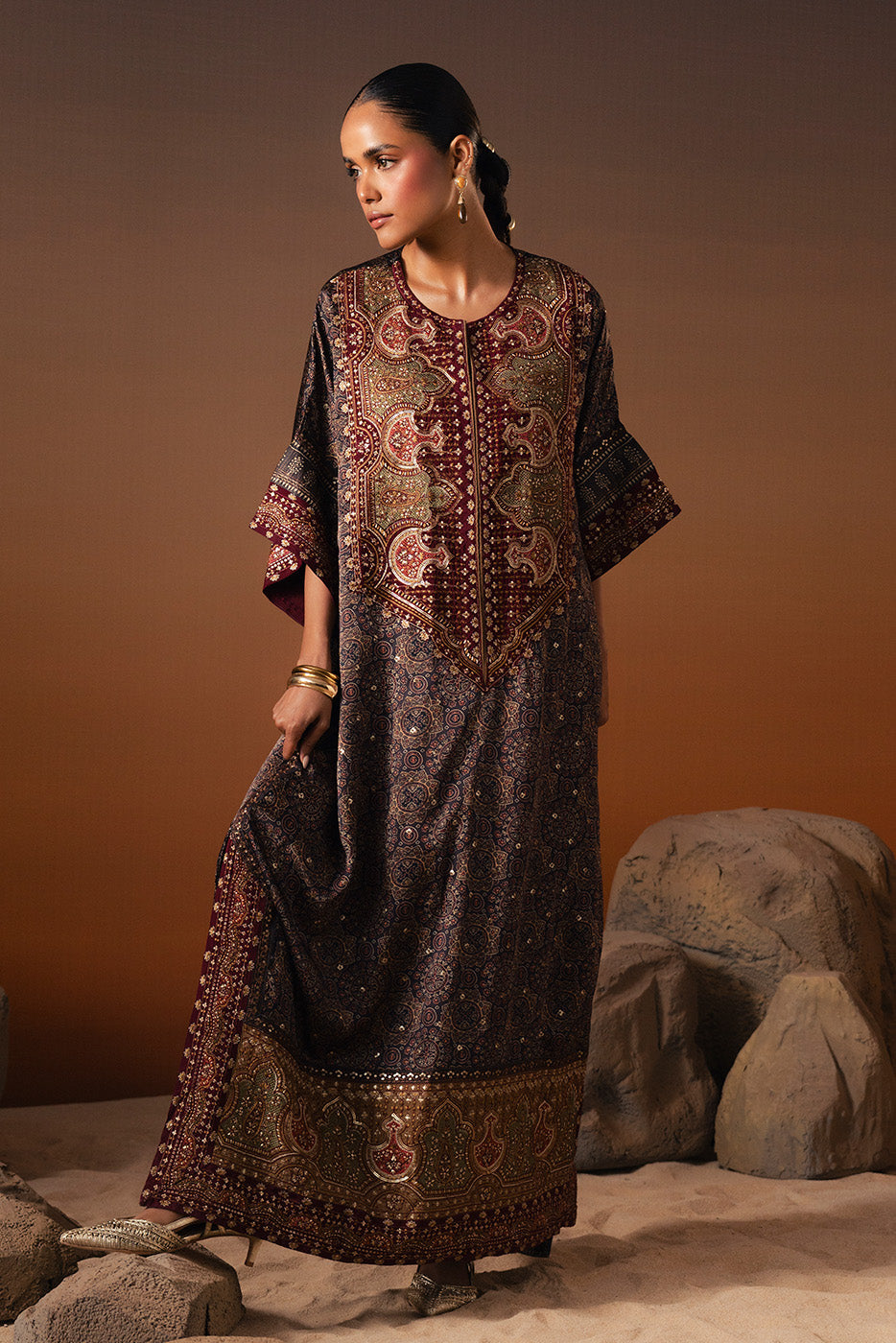 EMBROIDERED SHEMOZE SILK SHIRT (LUXURY PRET)