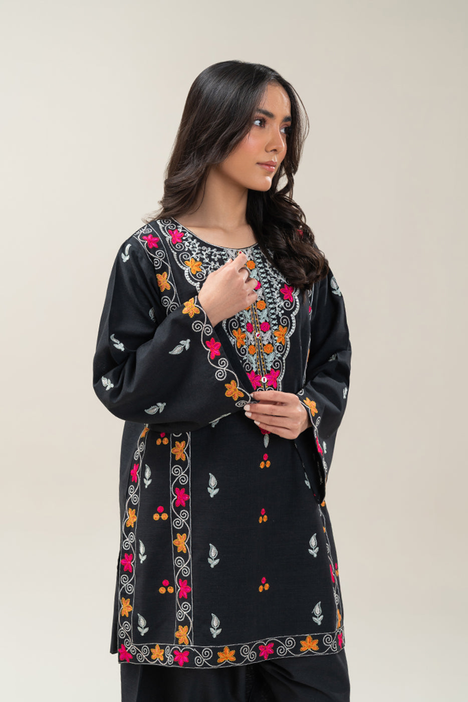2 PIECE EMBROIDERED TWO WAY SLUB SUIT (PRET)
