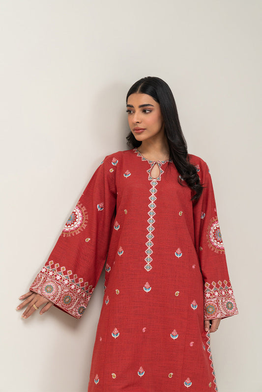 2 PIECE EMBROIDERED TWO WAY SLUB SUIT (PRET)