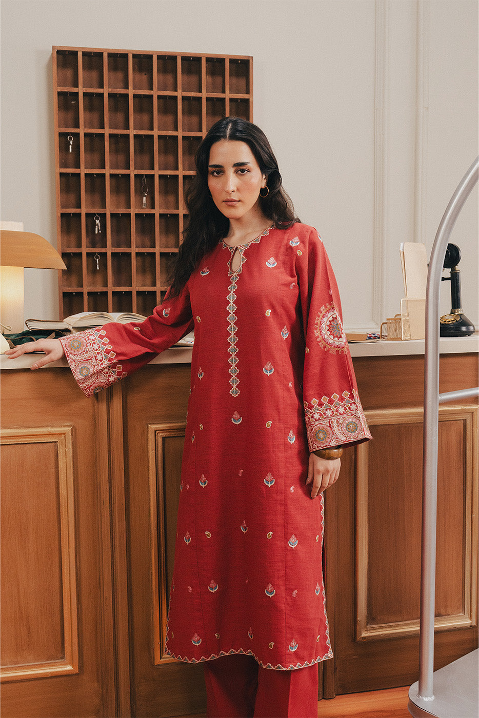 2 PIECE EMBROIDERED TWO WAY SLUB SUIT (PRET)