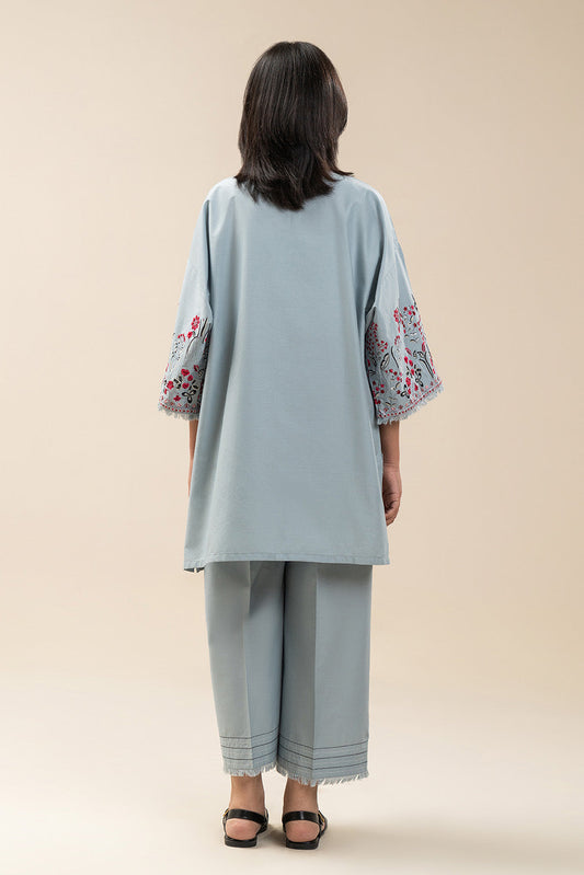 2 PIECE EMBROIDERED CAMBRIC SUIT (PRET)