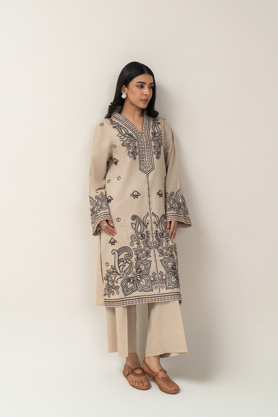 2 PIECE EMBROIDERED KHADDAR SUIT (PRET)