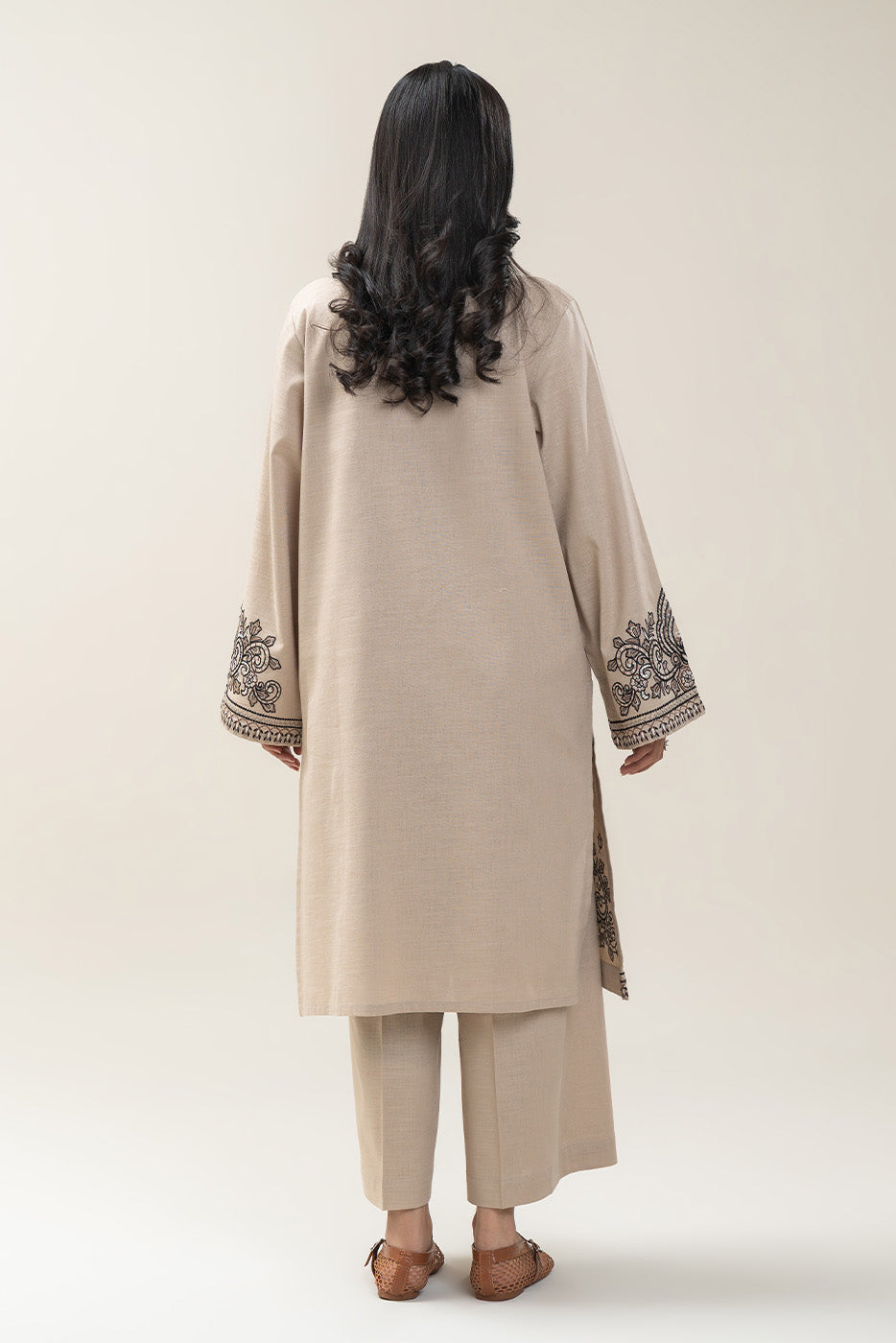 2 PIECE EMBROIDERED KHADDAR SUIT (PRET)