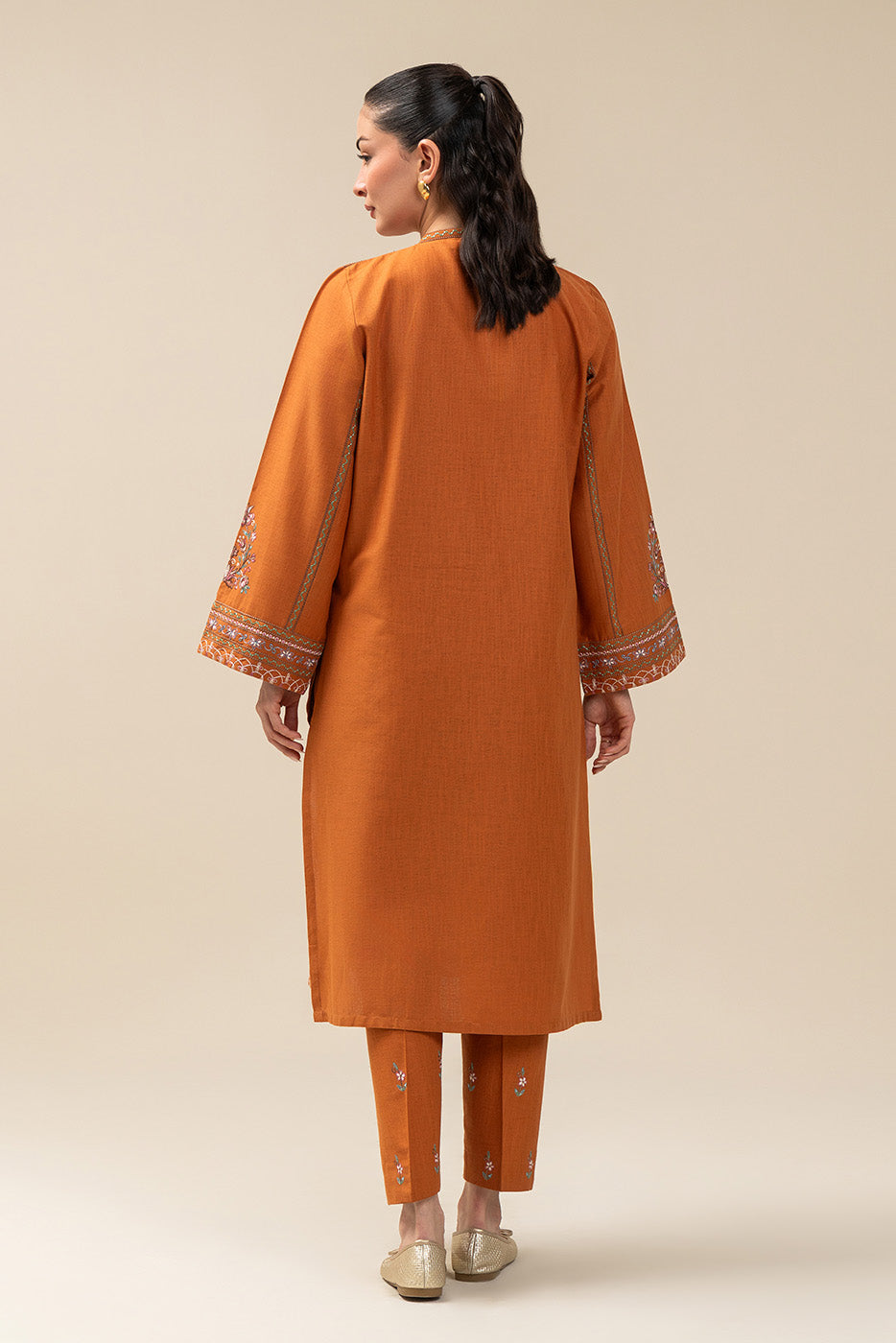 2 PIECE EMBROIDERED SLUB KHADDAR SUIT (PRET)