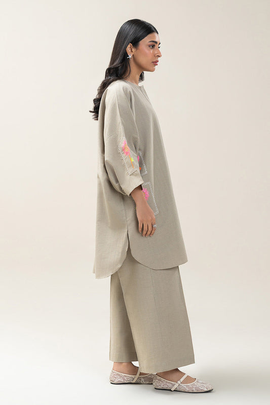 2 PIECE EMBROIDERED DOBBY SUIT (PRET)