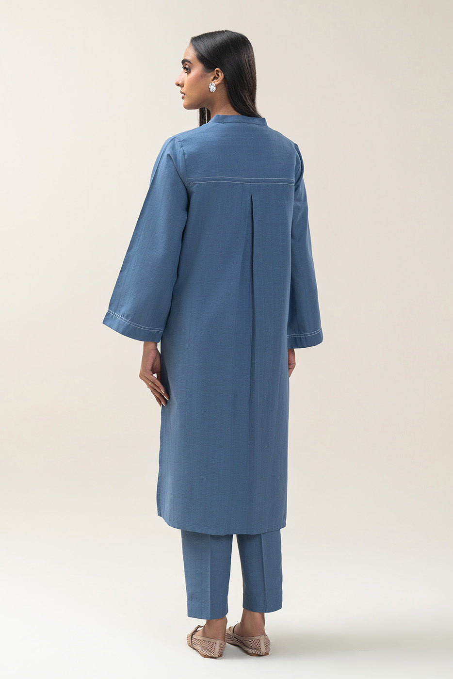 2 PIECE EMBROIDERED DOBBY SUIT (PRET)