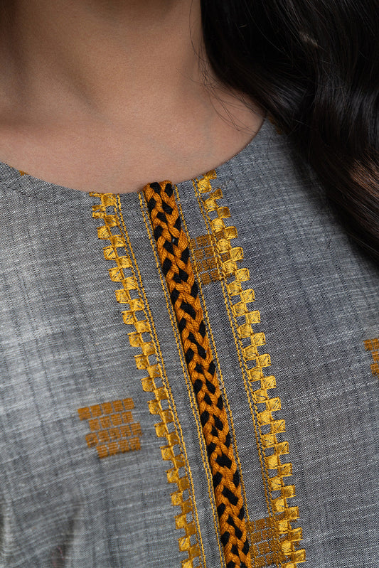 3 PIECE EMBROIDERED KHADDAR SUIT (PRET)