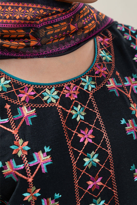 3 PIECE EMBROIDERED KARANDI SUIT (PRET)