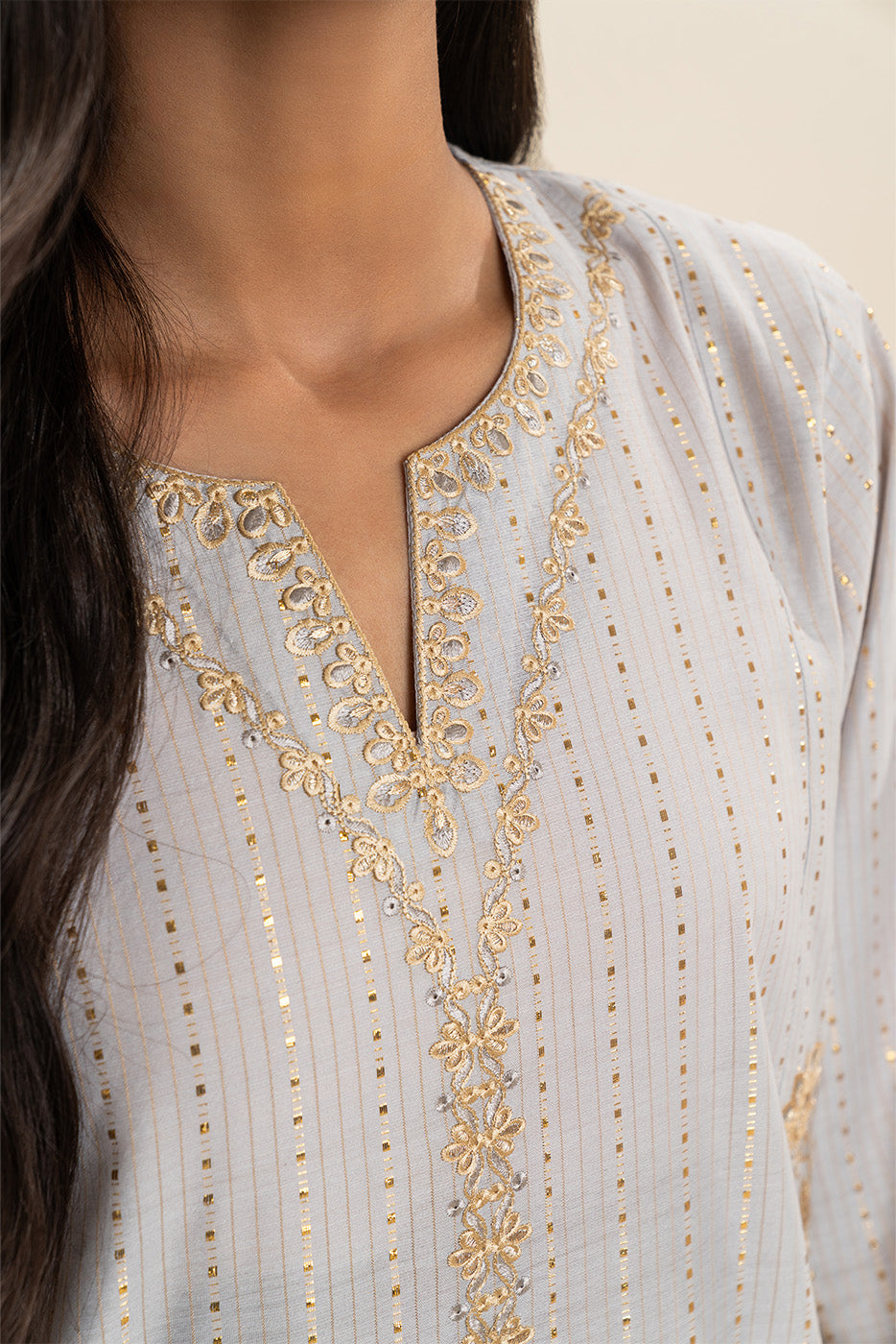 2 PIECE EMBROIDERED TWO TONE SUIT (PRET)