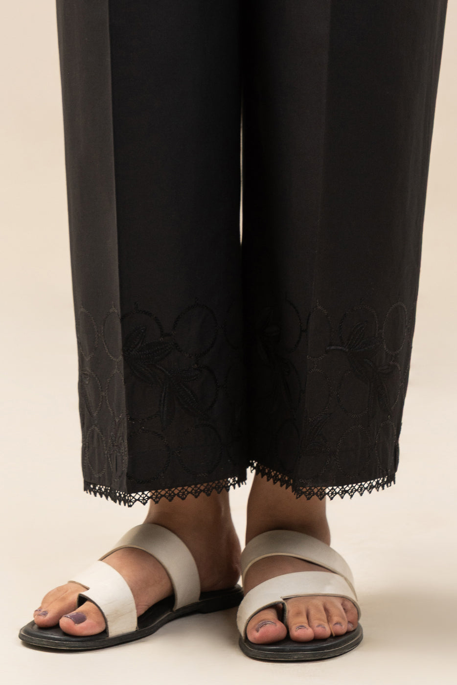 EMBROIDERED CULOTTES