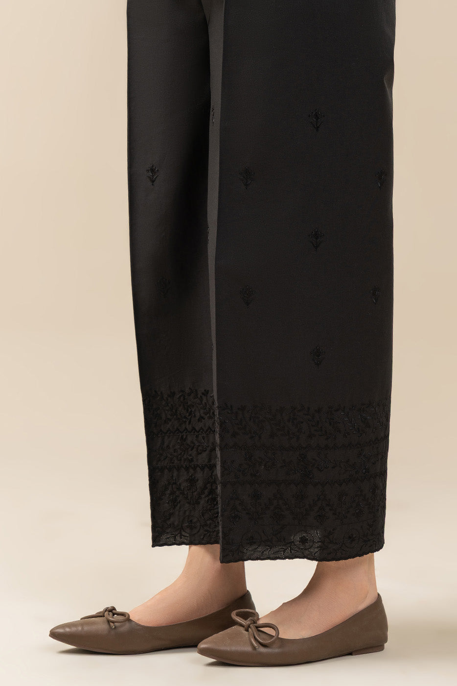 EMBROIDERED CULOTTE PANTS