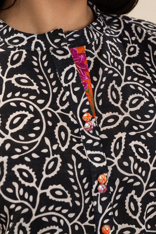 2 PIECE PRINTED KHADDAR SUIT (PRET)