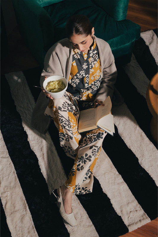 2 PIECE PRINTED KHADDAR SUIT (PRET)