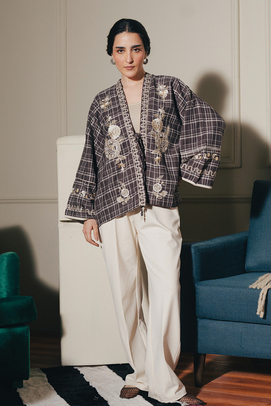 EMBROIDERED DOBBY TOP (PRET)