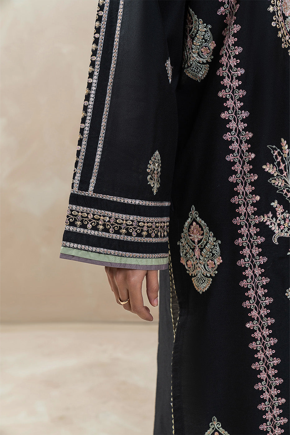 3 PIECE EMBROIDERED TWO TONE SUIT (LUXURY-PRET)