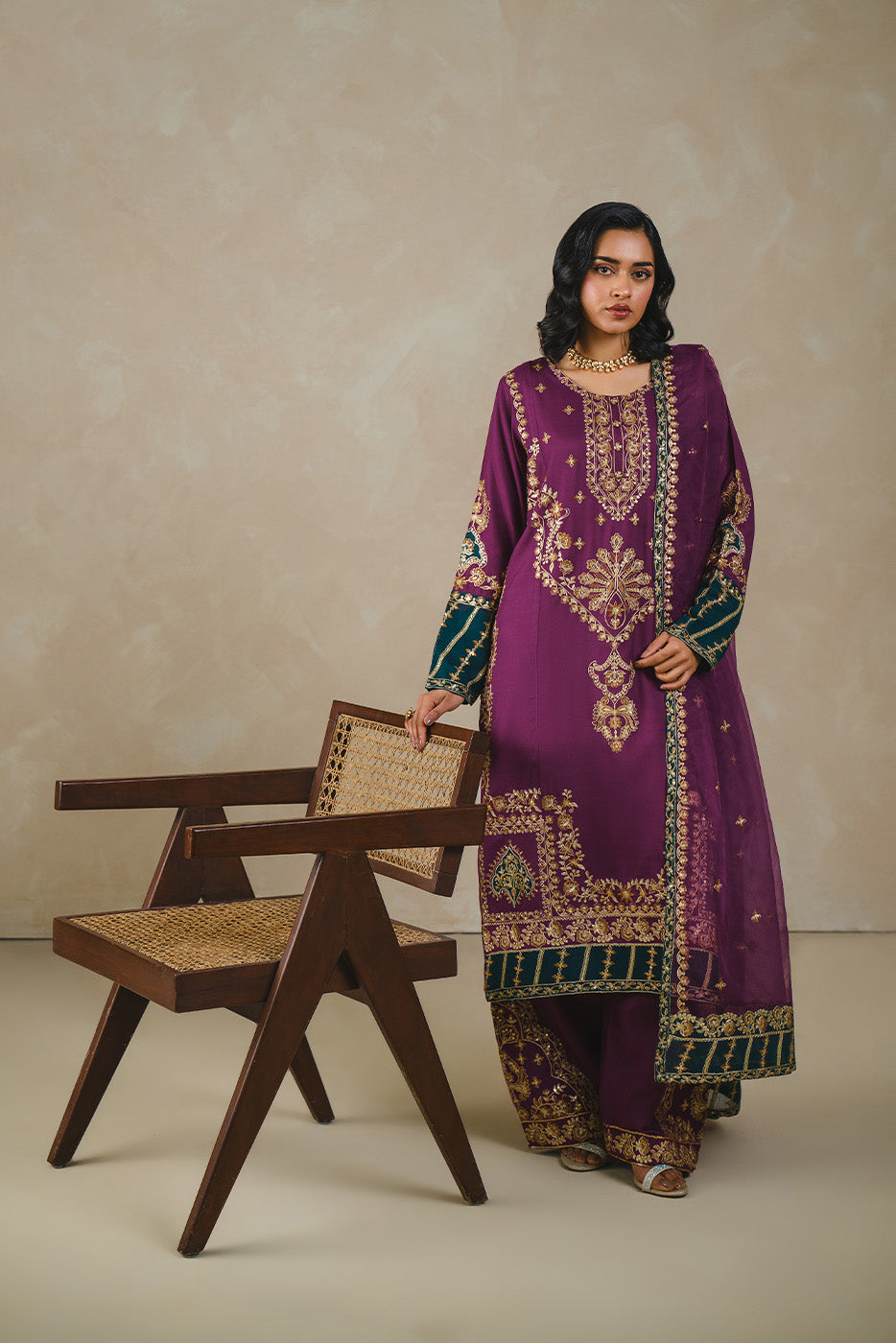 3 PIECE EMBROIDERED RAW SILK SUIT (LUXURY PRET)