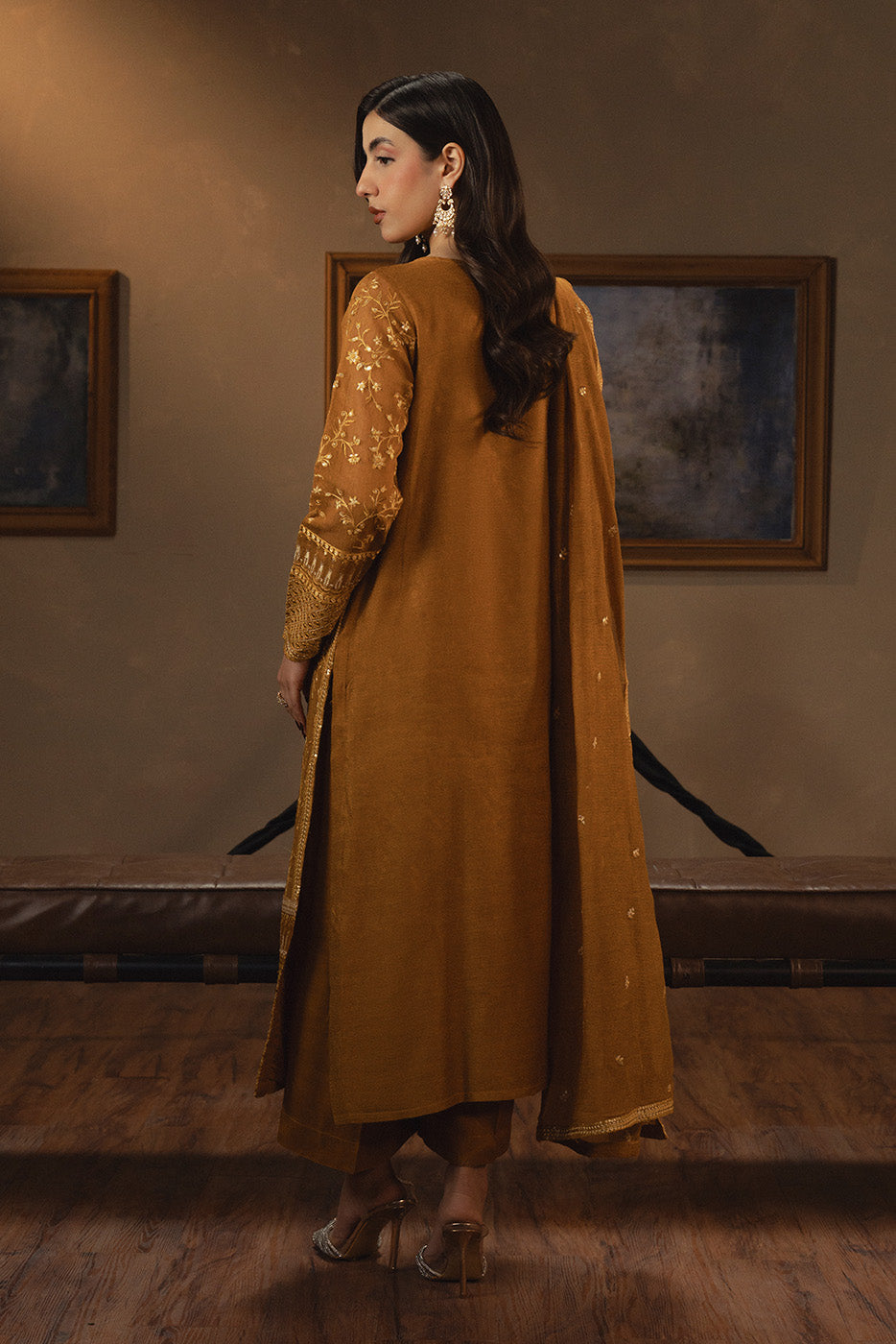 3 PIECE EMBROIDERED COTTON NET SUIT (LUXURY PRET)