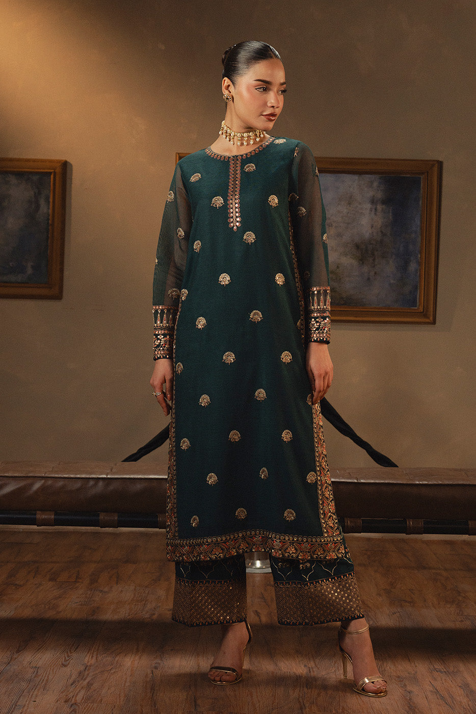 2 PIECE EMBROIDERED COTTON NET SUIT (LUXURY PRET)