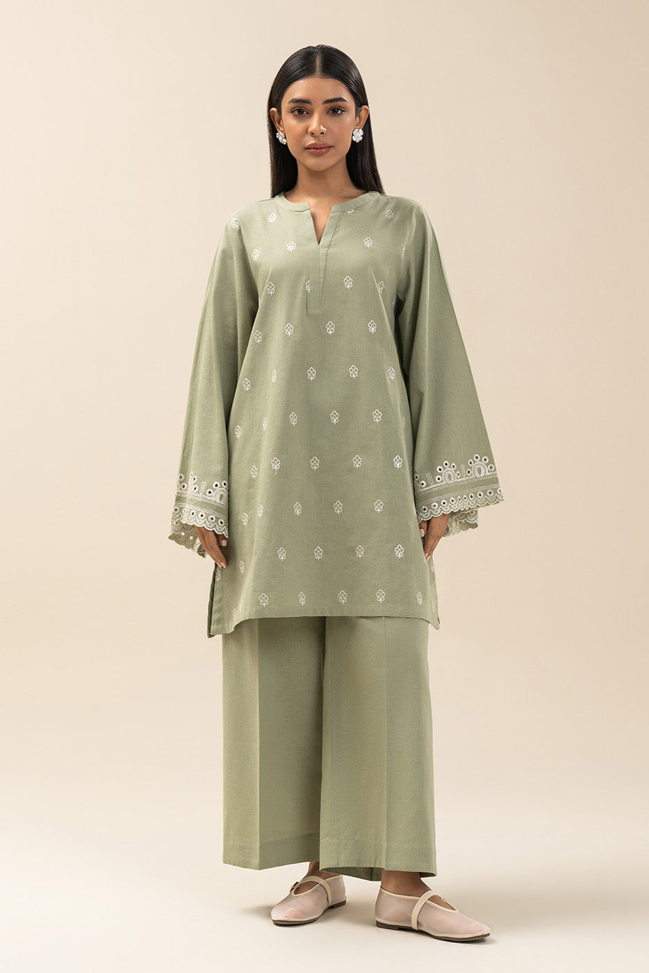 2 PIECE EMBROIDERED COTTON LINEN SUIT (PRET)