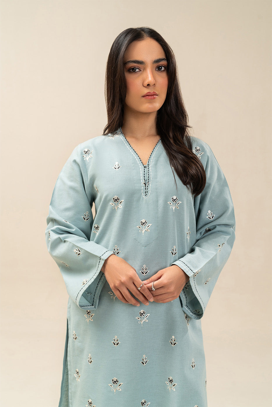 2 PIECE EMBROIDERED COTTON LINEN SUIT (PRET)