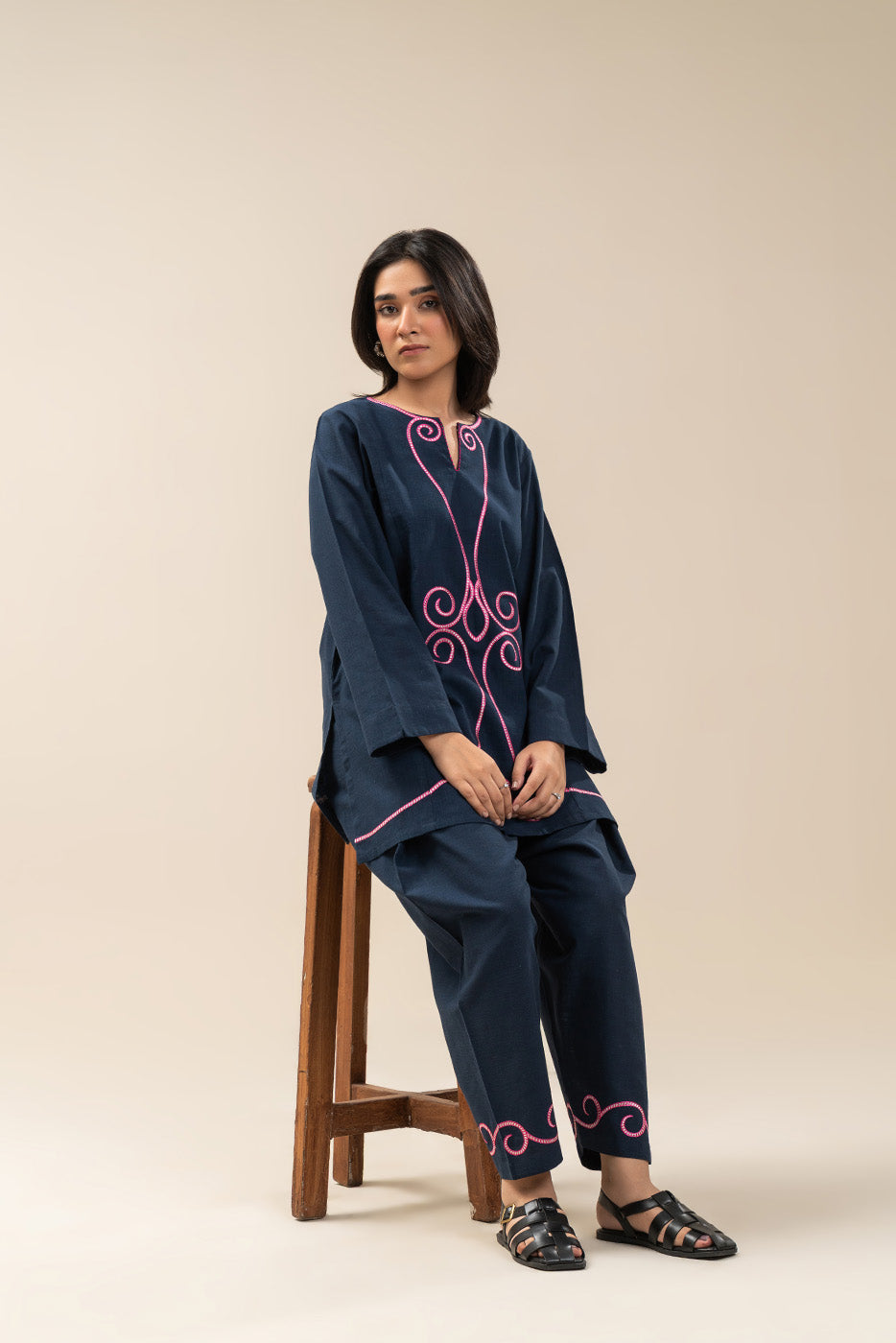2 PIECE EMBROIDERED TWO WAY SLUB SUIT (PRET)