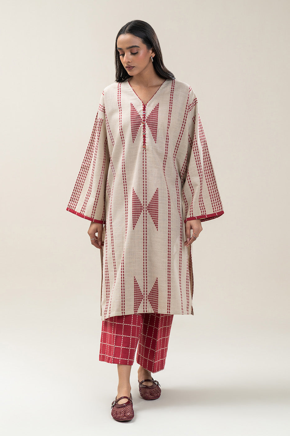 2 PIECE BASIC KHADDAR JACQUARD SUIT (PRET)