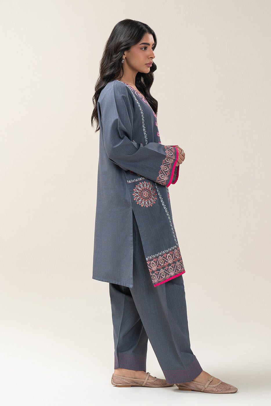 2 PIECE EMBROIDERED KHADDAR SUIT (PRET)