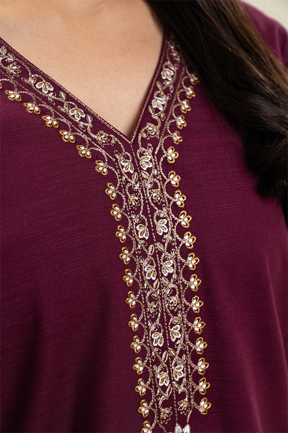 2 PIECE EMBROIDERED SLUB KHADDAR SUIT (PRET)