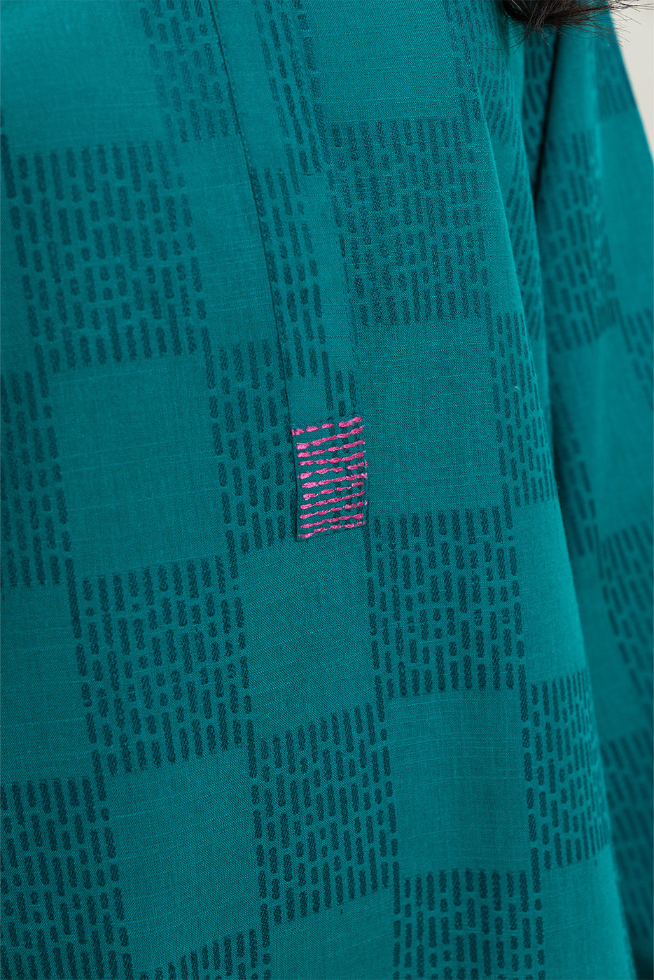 2 PIECE EMBROIDERED KHADDAR SUIT (PRET)