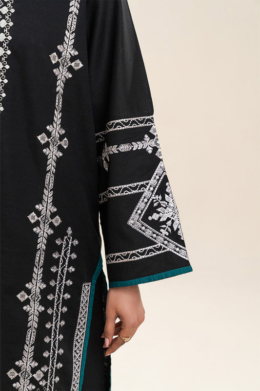 3 PIECE EMBROIDERED SLUB KHADDAR SUIT (PRET)