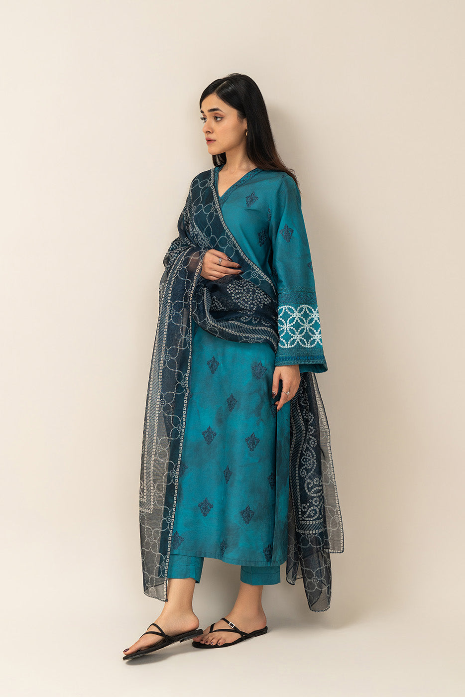 3 PIECE EMBROIDERED COTTON VISCOSE SUIT (HIGH CASUAL)