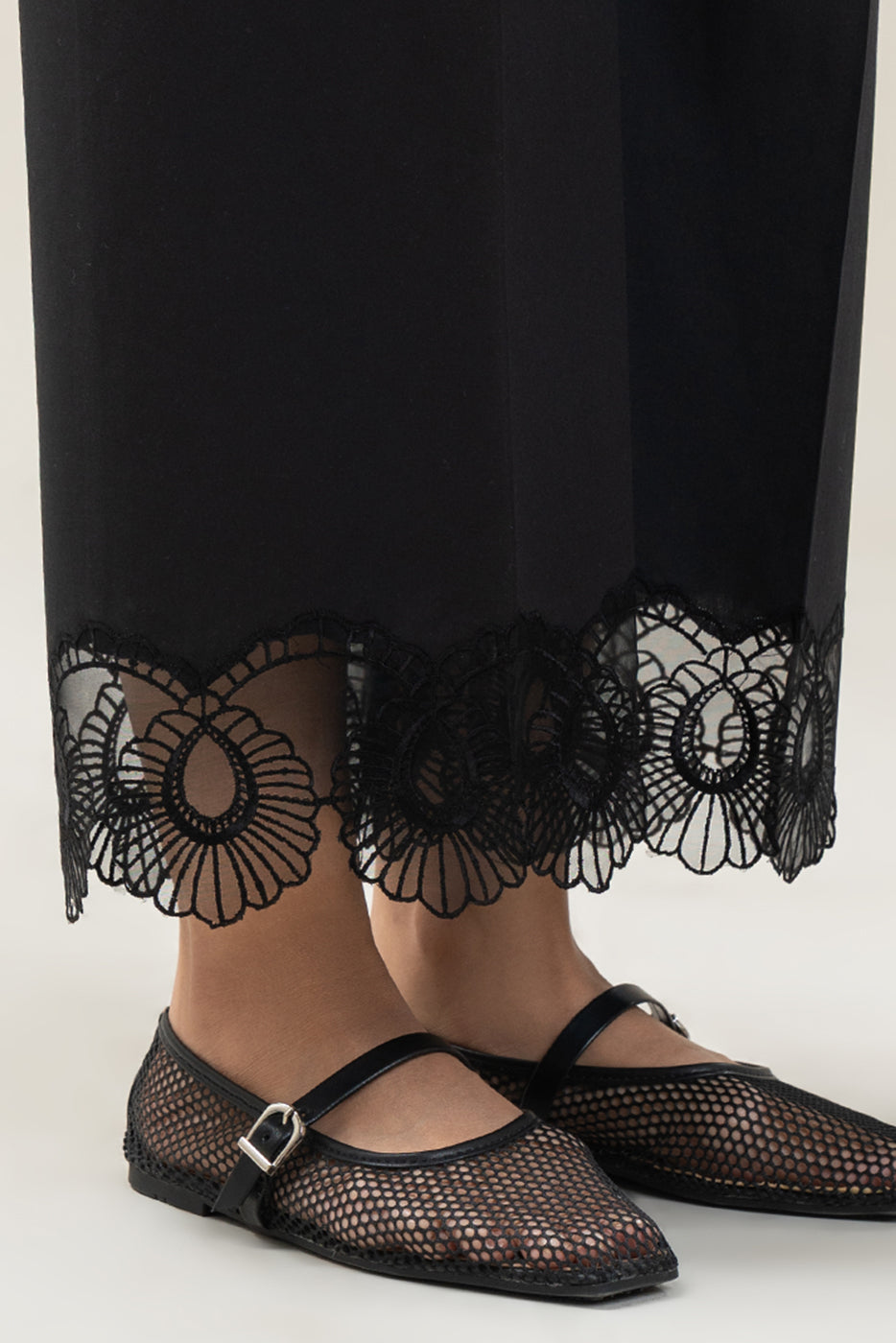 EMBROIDERED CULOTTE PANTS
