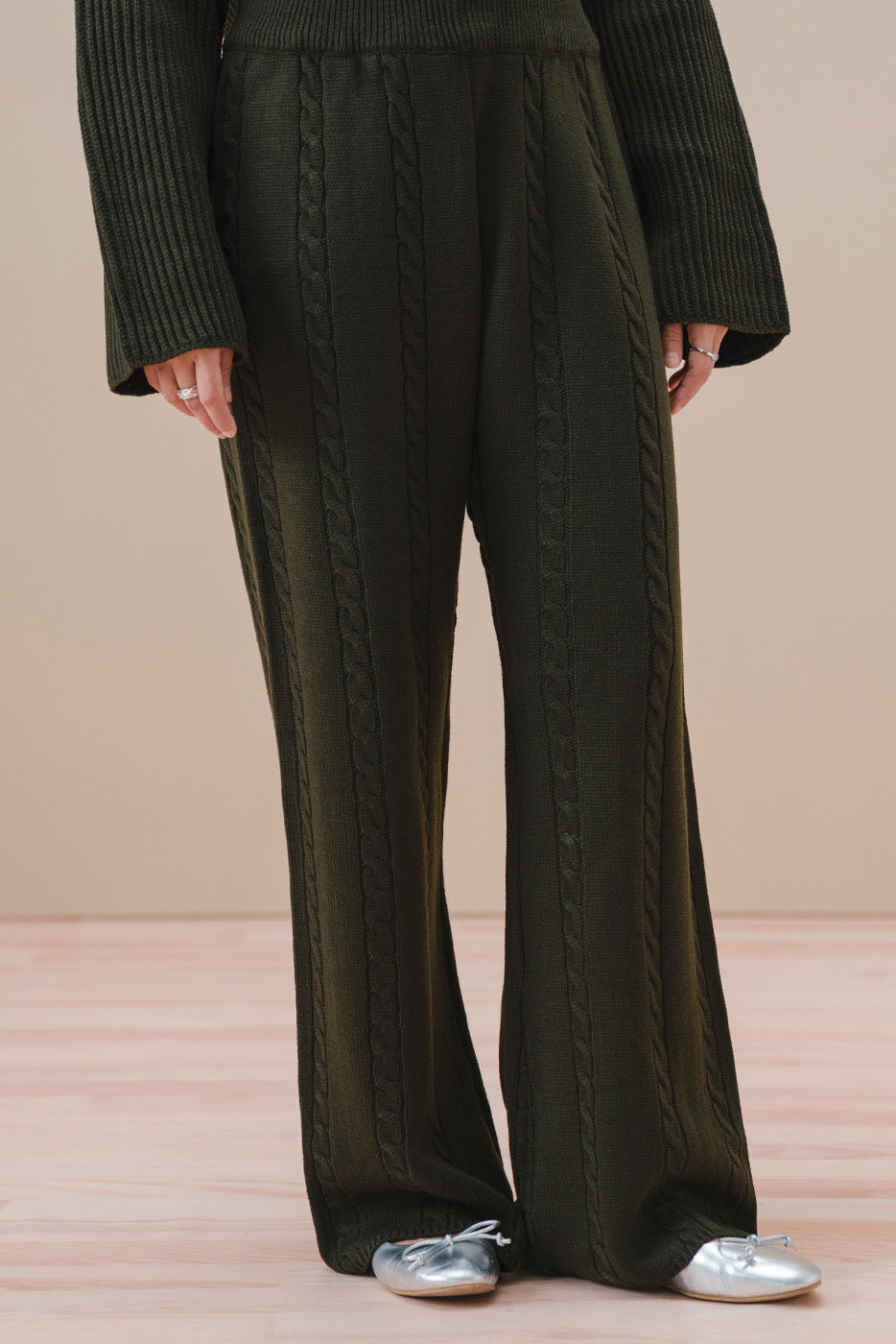 CABLE-KNIT WIDE LEG TROUSER