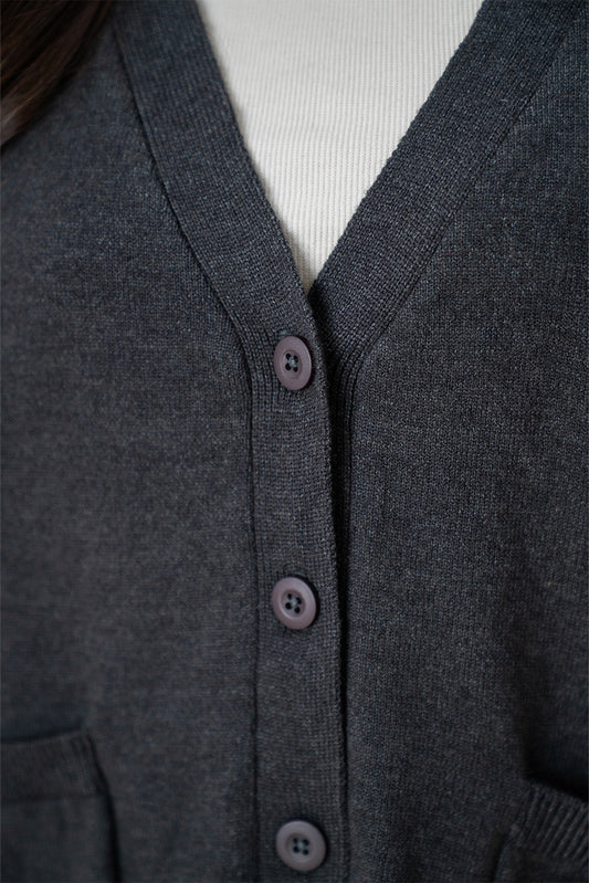 V-NECK LOOSE FIT CARDIGAN