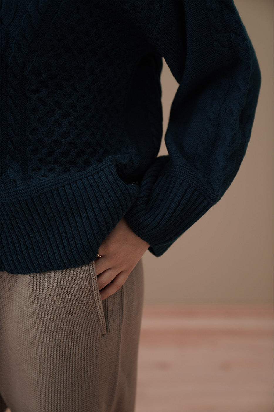 CHUNKY KNIT CARDIGAN