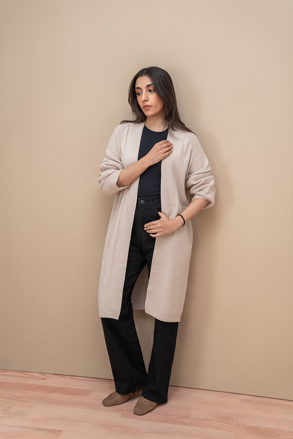 RAGLAN MID-LENGTH SHRUG