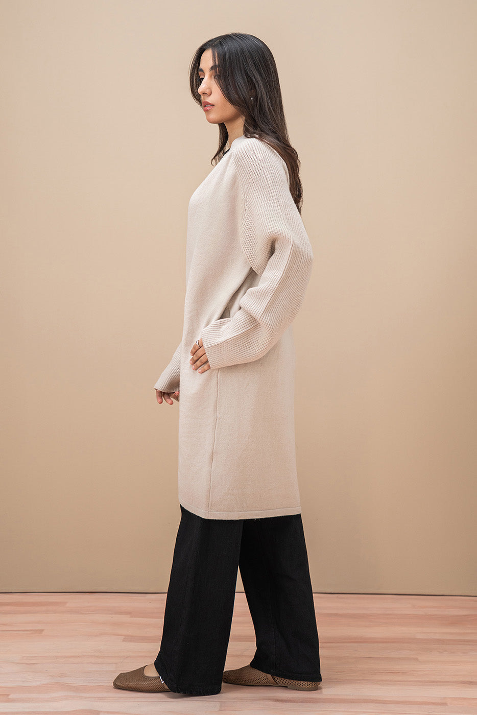 RAGLAN MID-LENGTH SHRUG