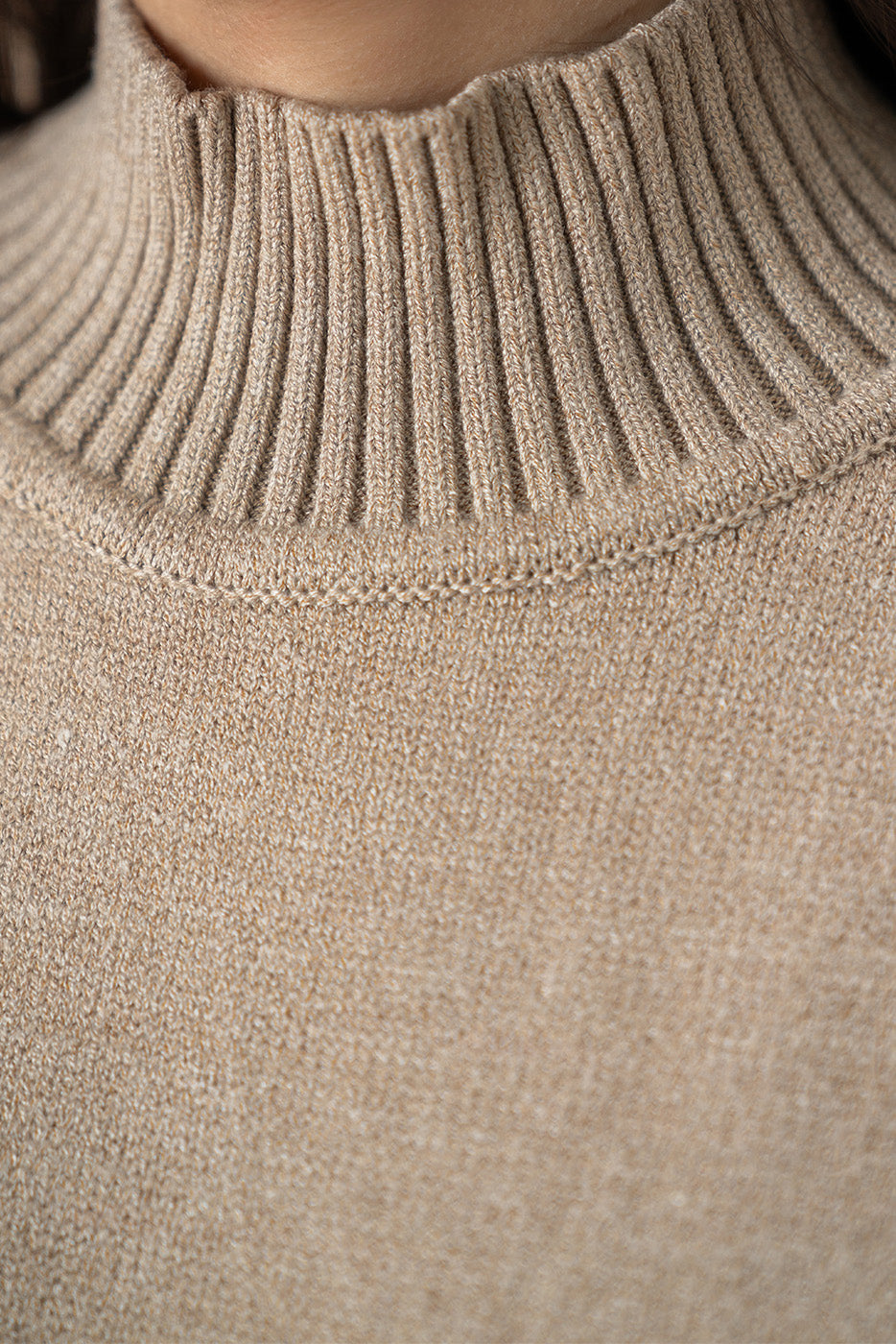 MOCK NECK DRESS LONG DRESS