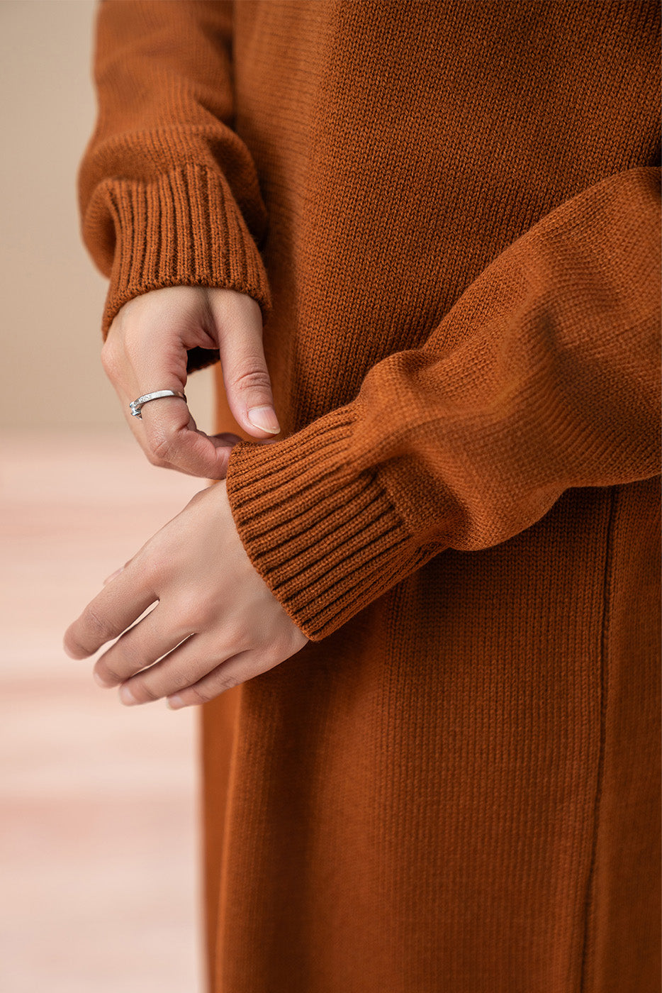 CREW NECK SHORT DRESS