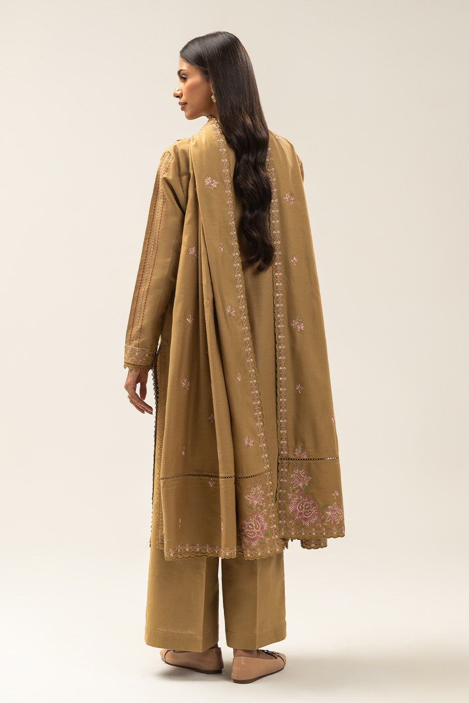 3 PIECE EMBROIDERED KHADDAR SUIT-DAISY FLORET (UNSTITCHED)