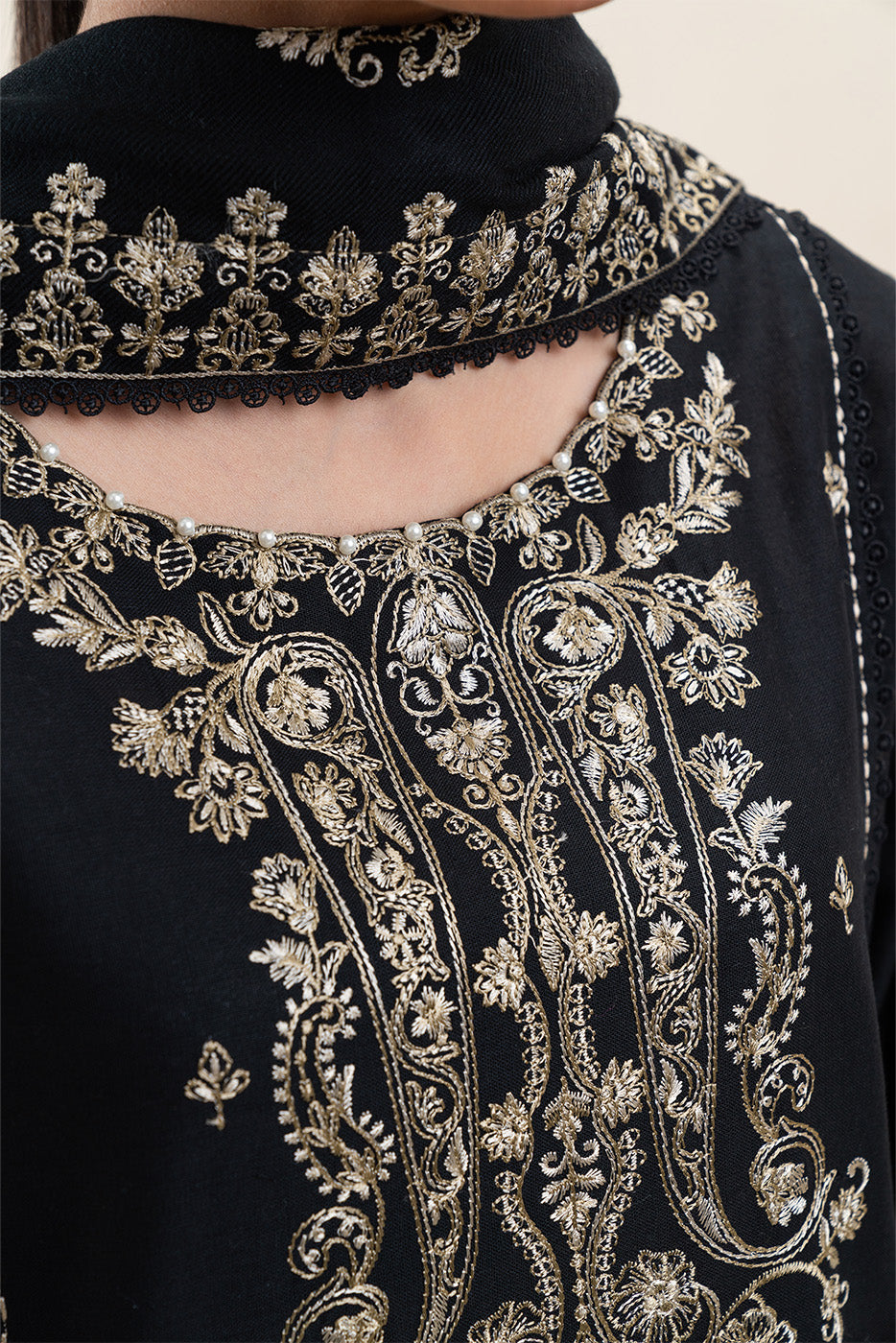 3 PIECE EMBROIDERED KHADDAR SUIT-GRAY DUST