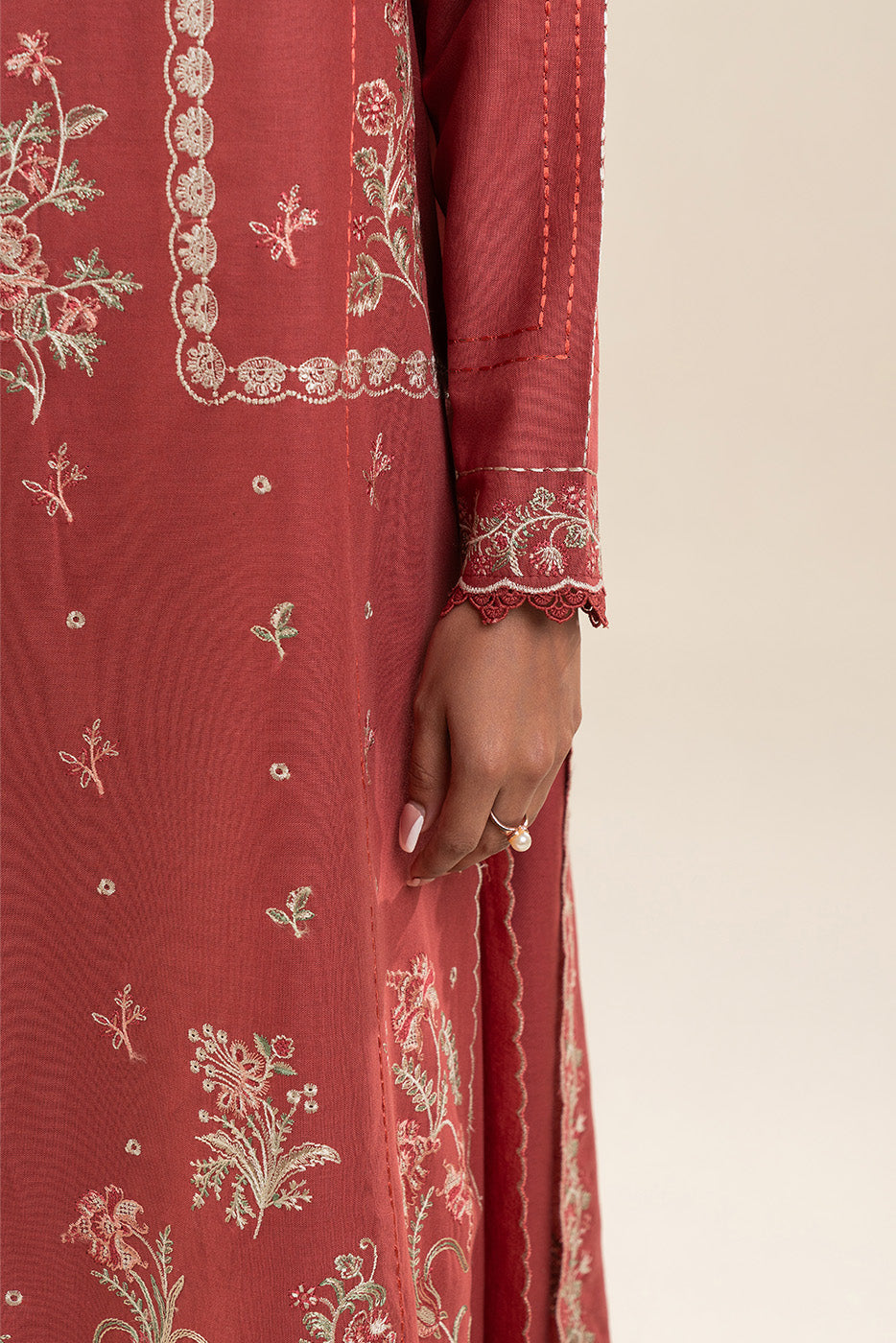 3 PIECE EMBROIDERED KHADDAR SUIT-CORAL GLEAM (UNSTITCHED)