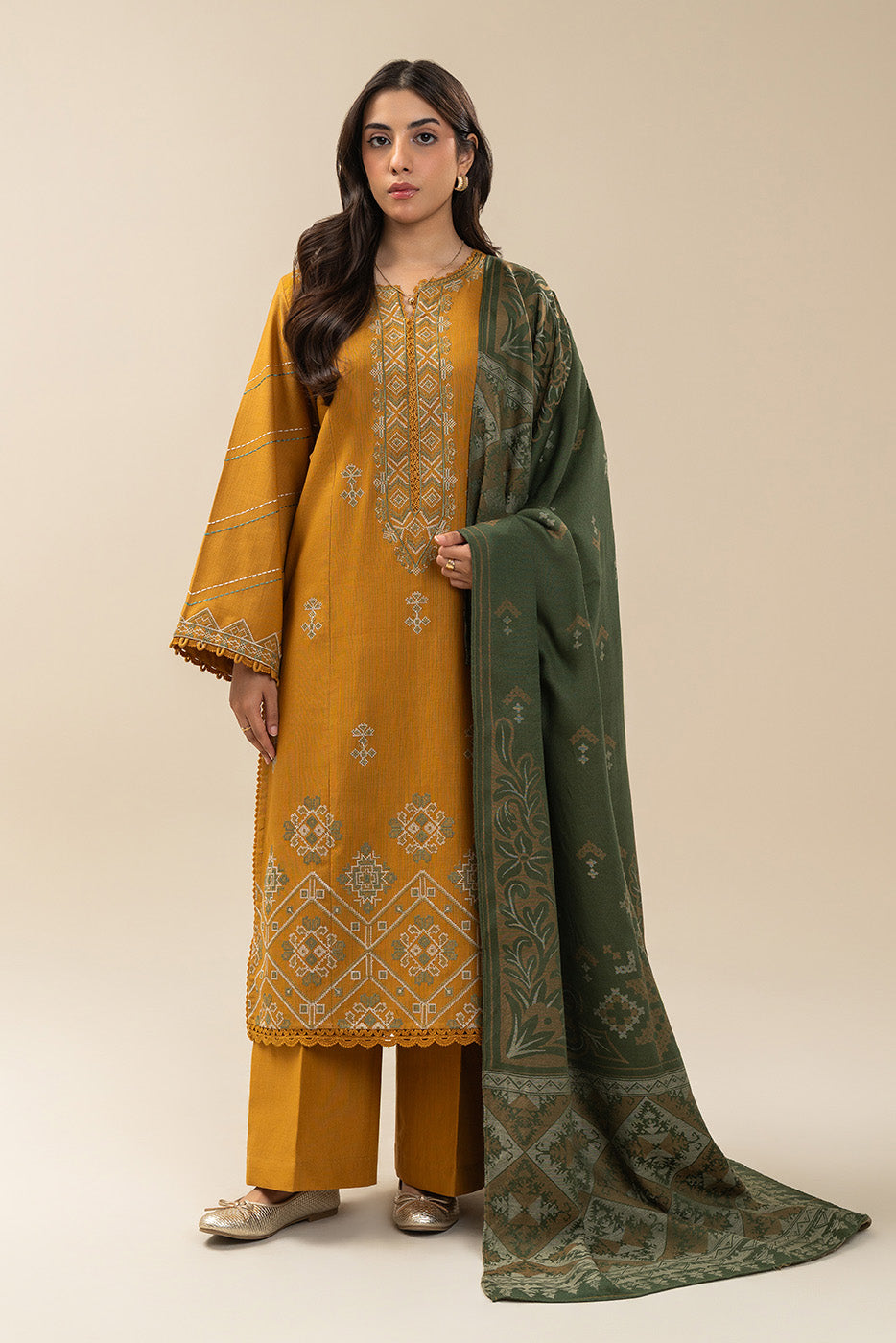 3 PIECE EMBROIDERED SLUB KHADDAR SUIT-AMBER BLISS (UNSTITCHED)
